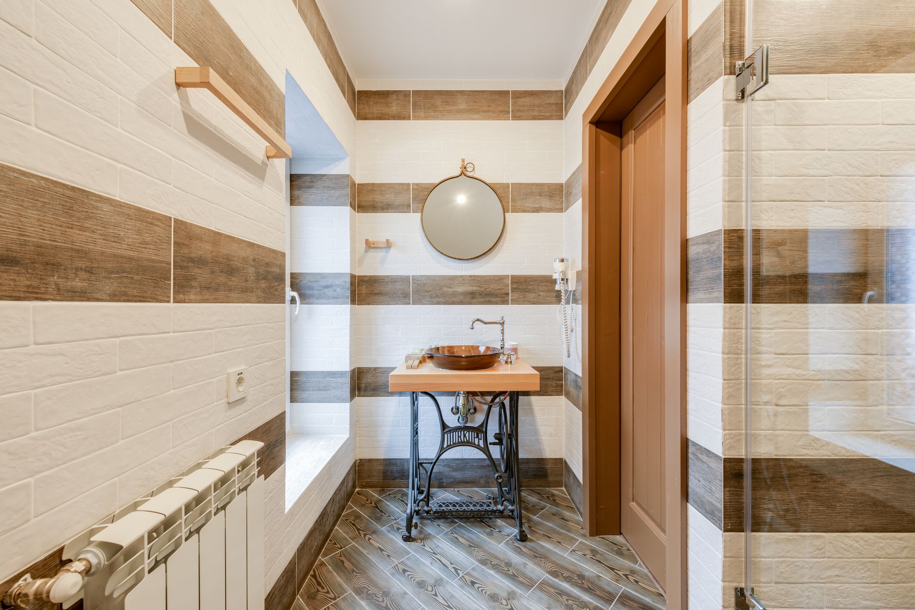 Kúpeľňa s obkladom Rustic – realizácia Kúpeľne, Košice - Sever